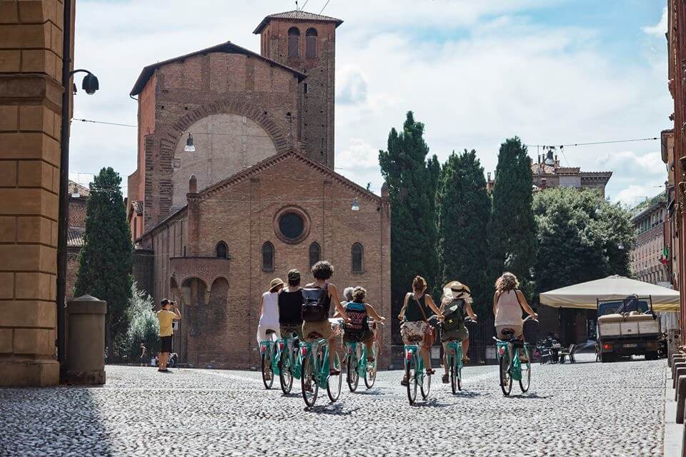 The Best of Bologna - Dansen tussen de fietsen