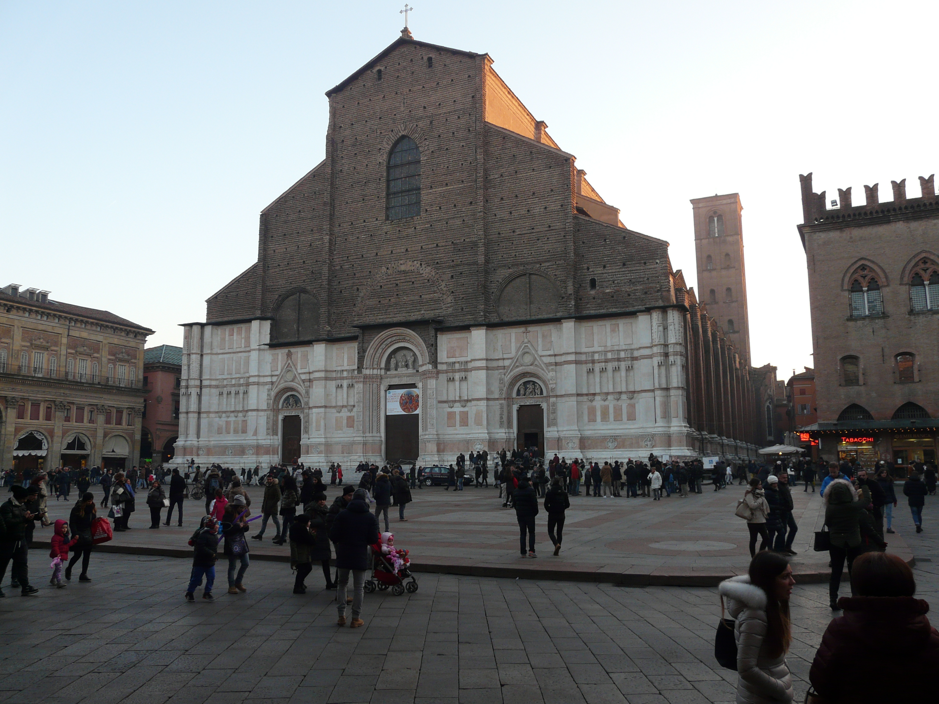 The Best of Bologna - Basilica san Petronio