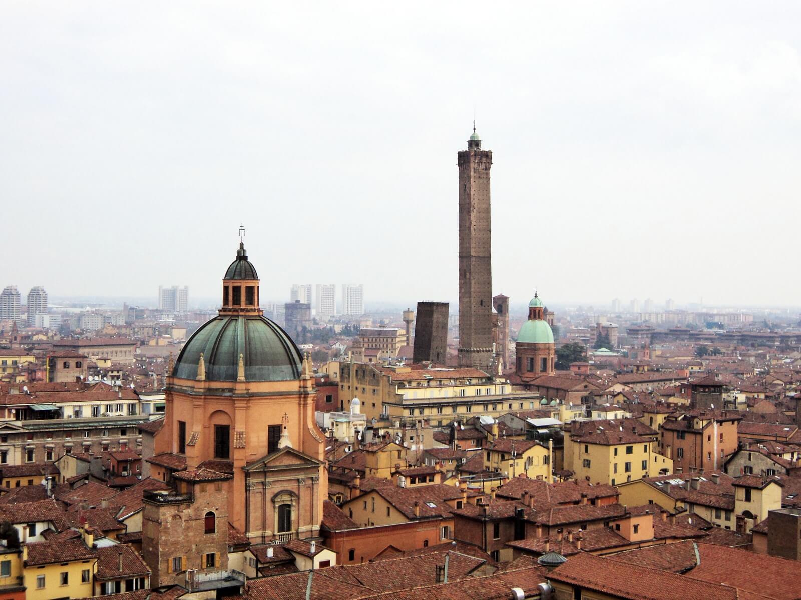Bologna en haar torens - bezienswaardigheden